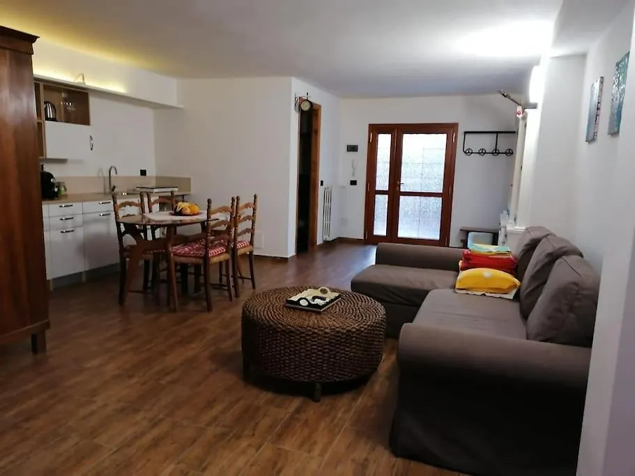 Open Space Naviglio Mailand Apartment